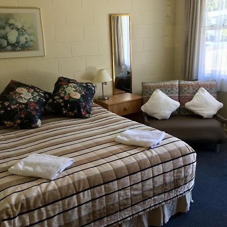 אואהמרו Alma Motel מראה חיצוני תמונה