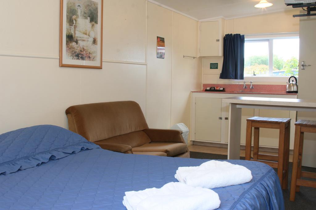 אואהמרו Alma Motel חדר תמונה