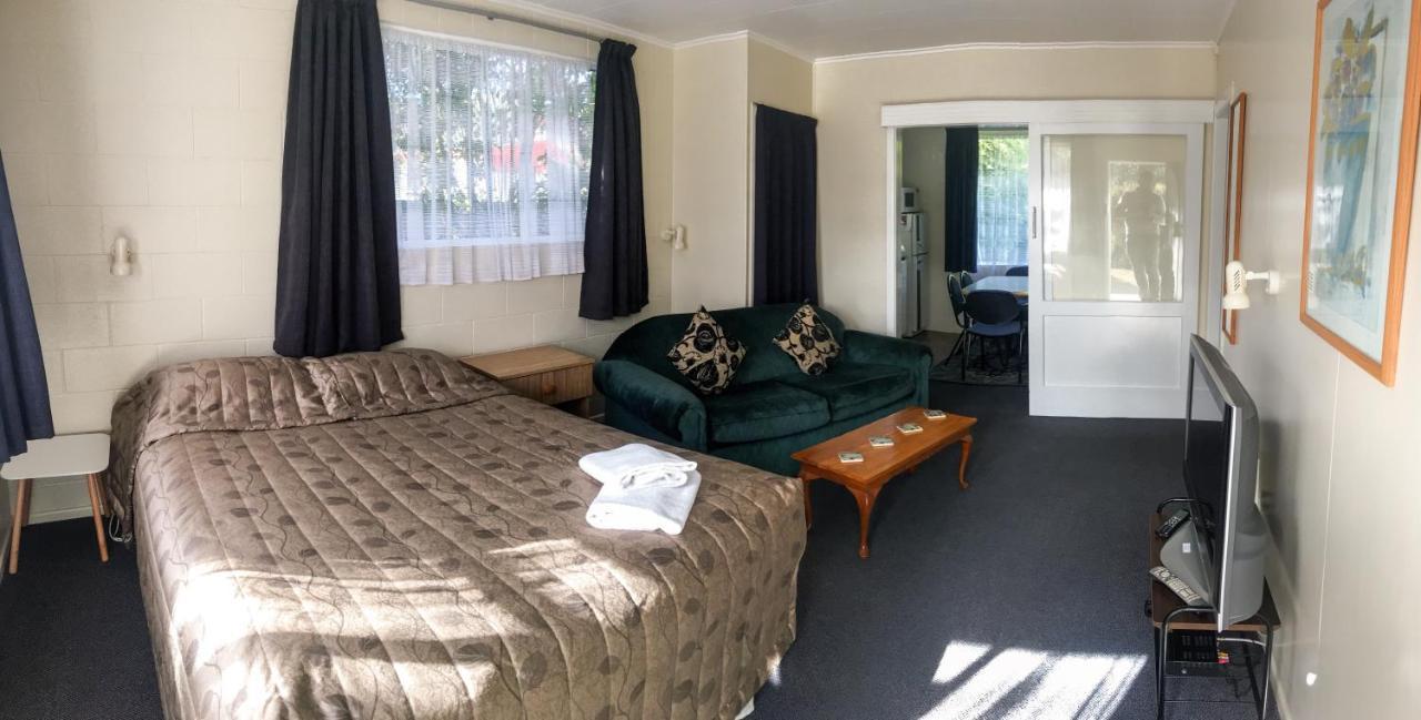 אואהמרו Alma Motel מראה חיצוני תמונה